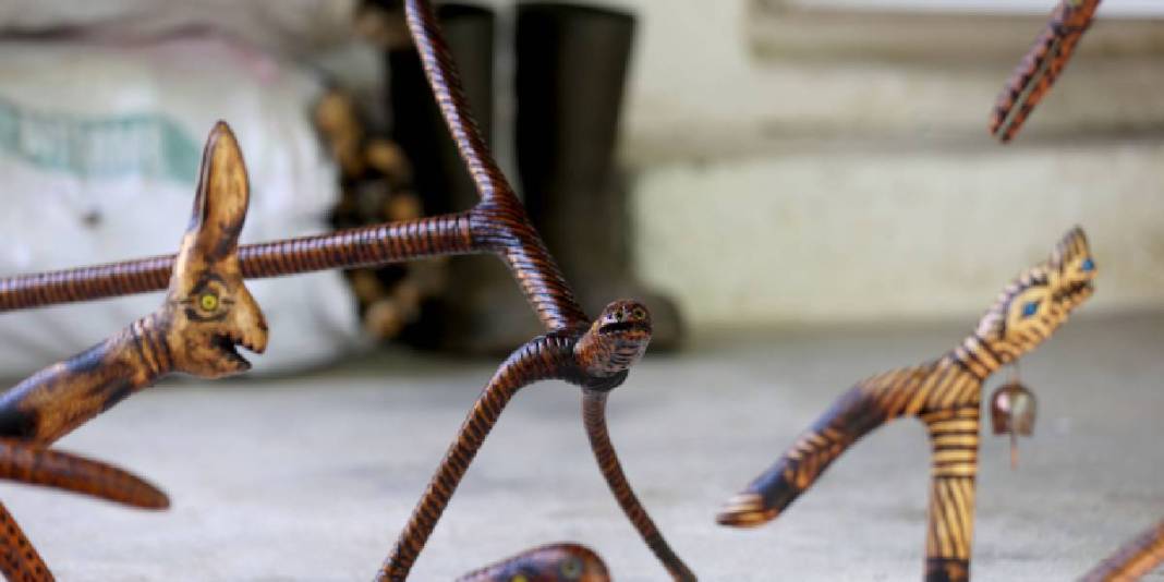 Doğadan topluyor, kendi eliyle dönüştürüyor! 71 yaşında elinin emeğini sergiliyor: Çeşit çeşit, desen desen! 5